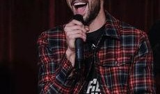 吃瓜网红男博主