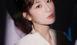 李沁肖战圈内爆料杨紫,杨紫成焦点话题